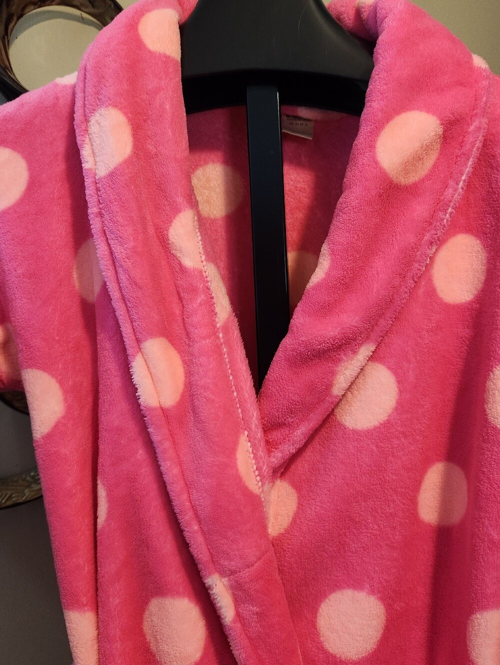 PINK Victoria's Secret Plush Robe - Picture 3 of 10